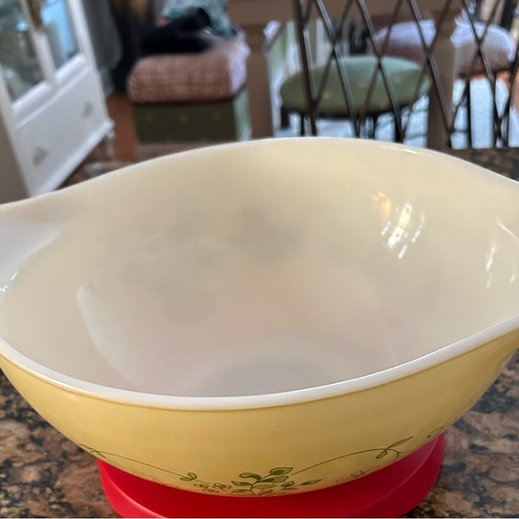 Pyrex 4 Wt  Shenandoah CinderellaBowl # 444 Pretty Yellow Pattern - Picture 6 of 9
